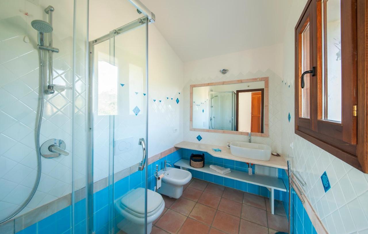 Villa Graniti San Pantaleo Exterior photo
